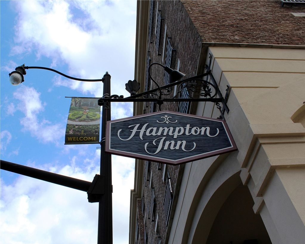 Hampton Inn Savannah Historic District Bagian luar foto